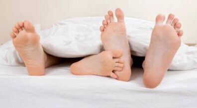 La descarga de los hombres cuando está emocionada es importante para las relaciones sexuales